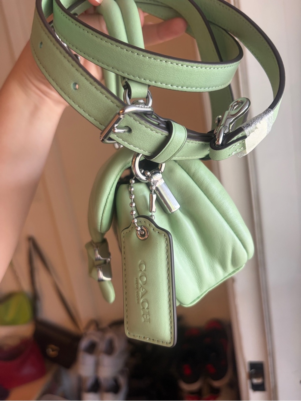 Coach pillow Tabby 18 Shoulder Bag in Pistachio - Picture 12 of 14
